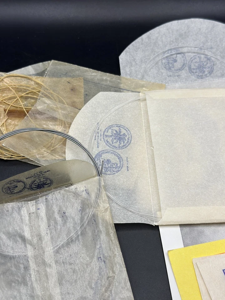 Ukulele Guitar Strings Lot Vintage Antique D'Addario Martin La Bella Baritone - Image 3 of 4