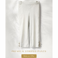 CJ Banks Signiture Slimming Blue and White pin striped Capri Pants Women's SZ 6