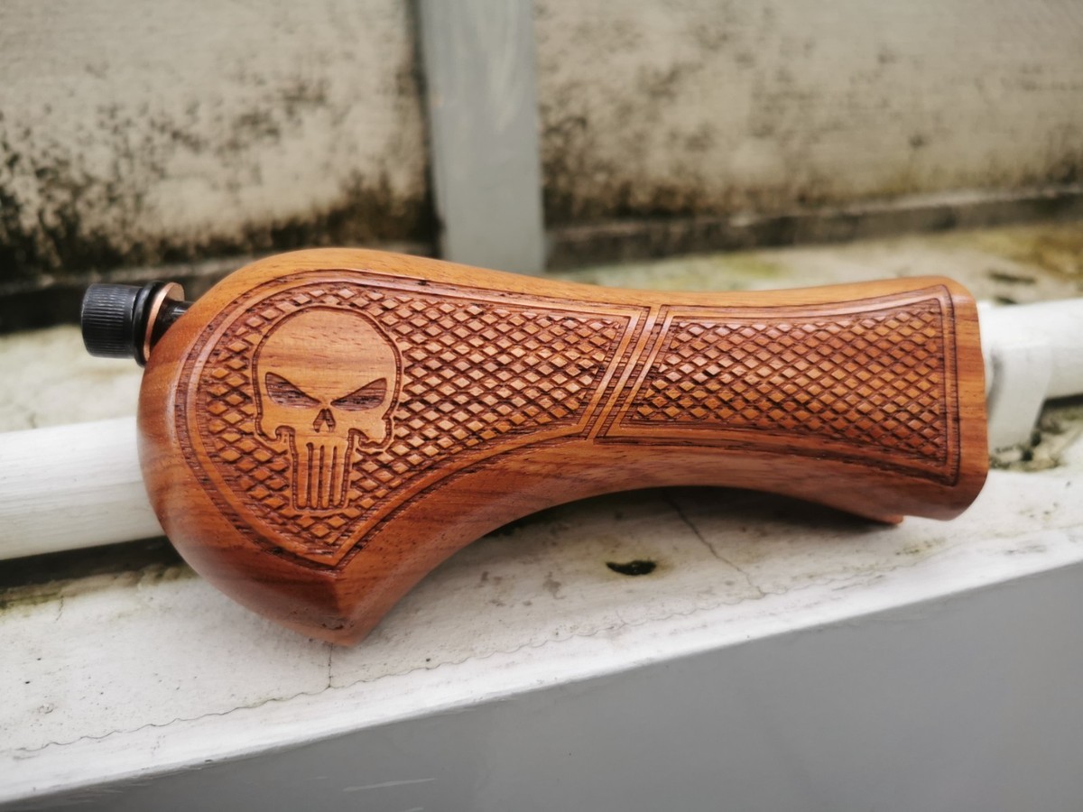 MOSSBERG 590 SHOCKWAVE 20 GAUGE FOREND & STOCK GRIPS WOOD