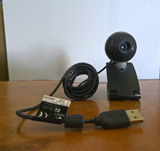 Logitech C615 720p USB 2.0 Webcam 30fps Built-In Mic Clip-On Black