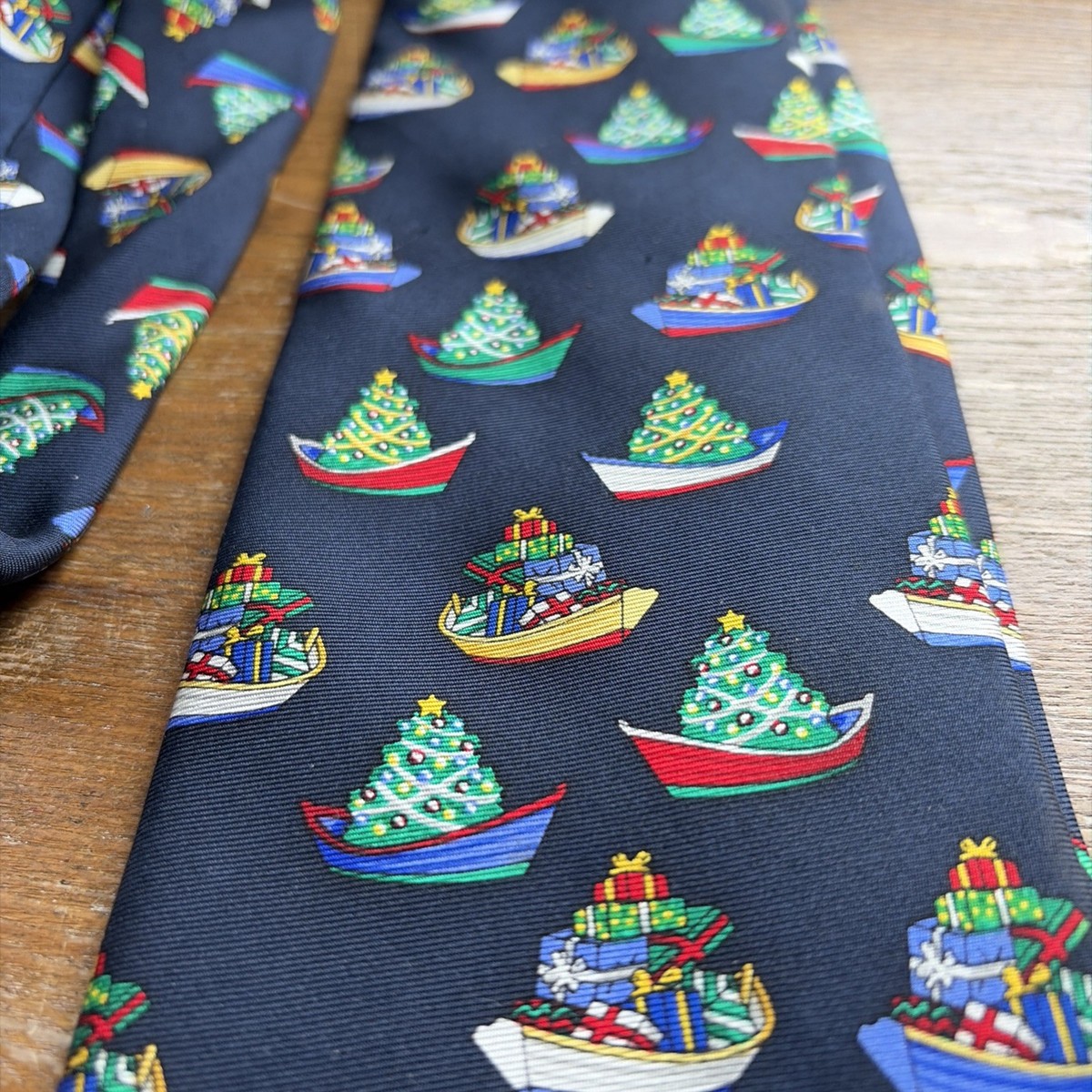 Vtg Alynn Neckwear Silk Tie, “Xmas Dory” Eric Holch Preppy Christmas boats View 2