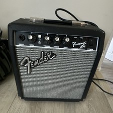 Combo amplificador de guitarra Fender Frontman 10G estado sólido 2 canales 28W