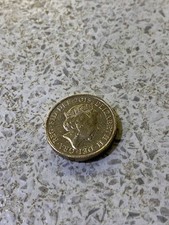 British �1 coin DECUS ET TUTAMEN