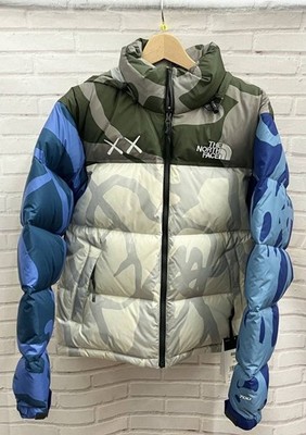 Tag KAWS x The North Face Retro 1996 Nuptse Jacket Moonlight Ivory XS Size !!!!