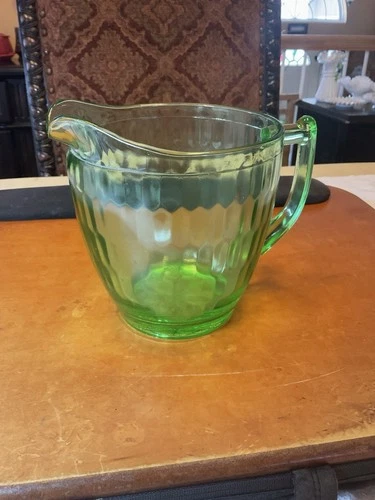 Vintage Uranium Vaseline Green Depression Glass Honeycomb Column Pitcher
