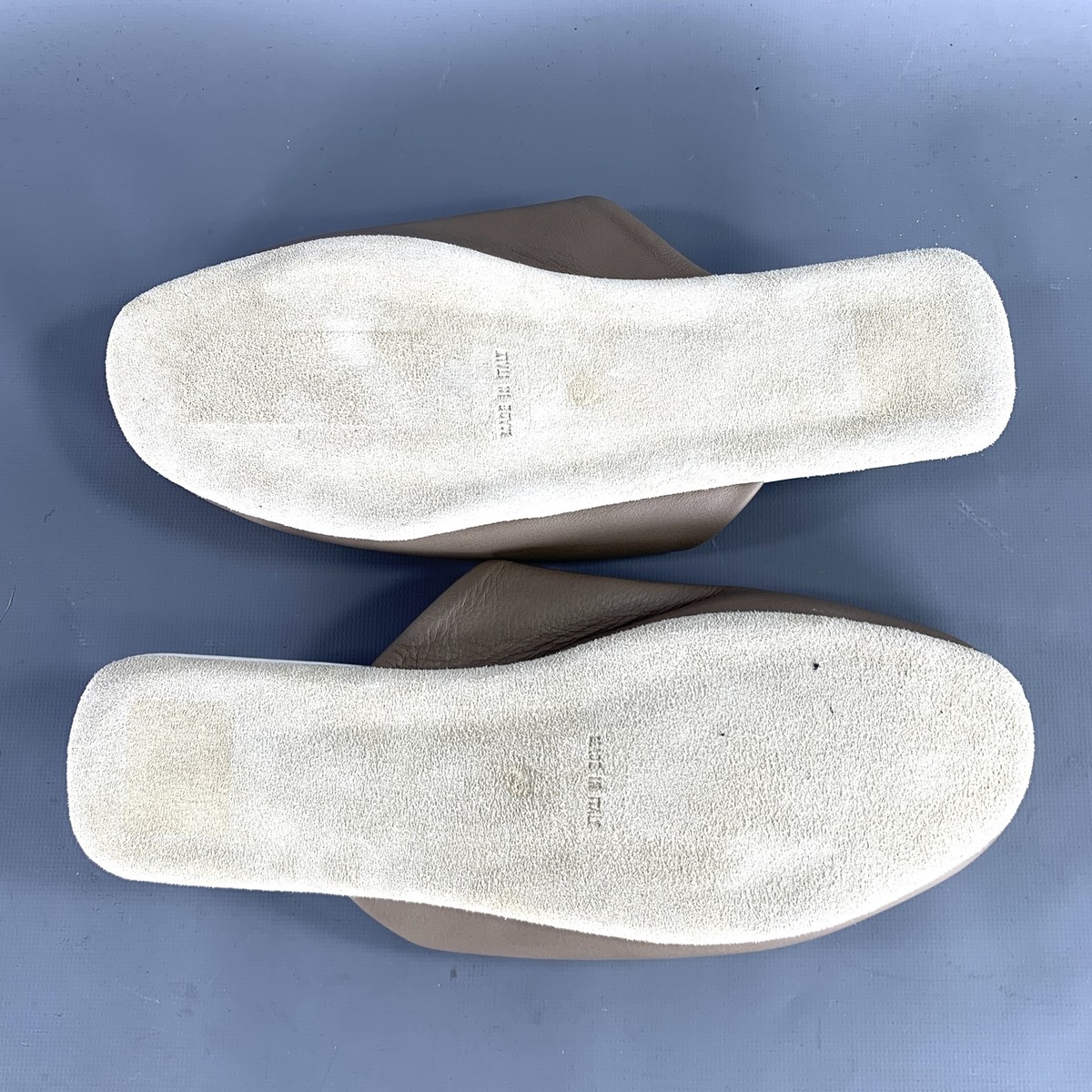 FRETTE Size 9 Grey Taupe Leather Slippers Loafers | eBay display picture 1