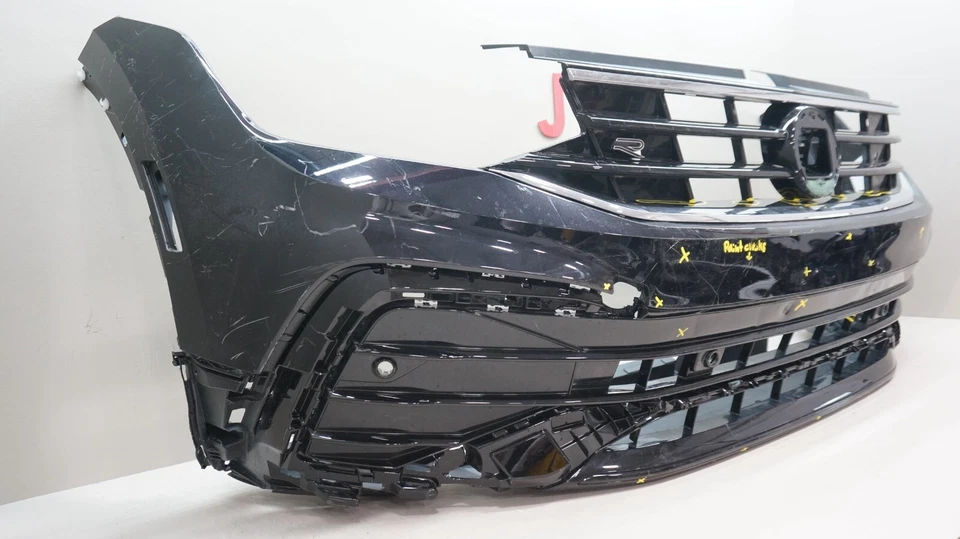 VOLKSWAGEN TIGUAN R LINE 2022-2024 PARACHOQUES DELANTERO CUBIERTA CON REJILLA OEM Foto 3 de 4