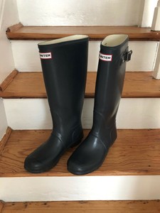 navy matte hunter boots