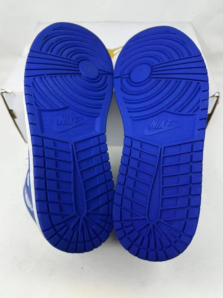 Talla 10 - Air Jordan 1 Mid Kentucky Azul W Hombre BQ6472-104 Usado Ligeramente Foto 4 de 4