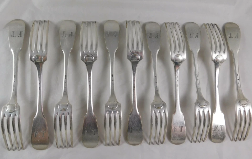 11 tenedores de cena antiguos Christofle plateados patrón Cluny Uni temprano años 1860 Foto 2 de 4