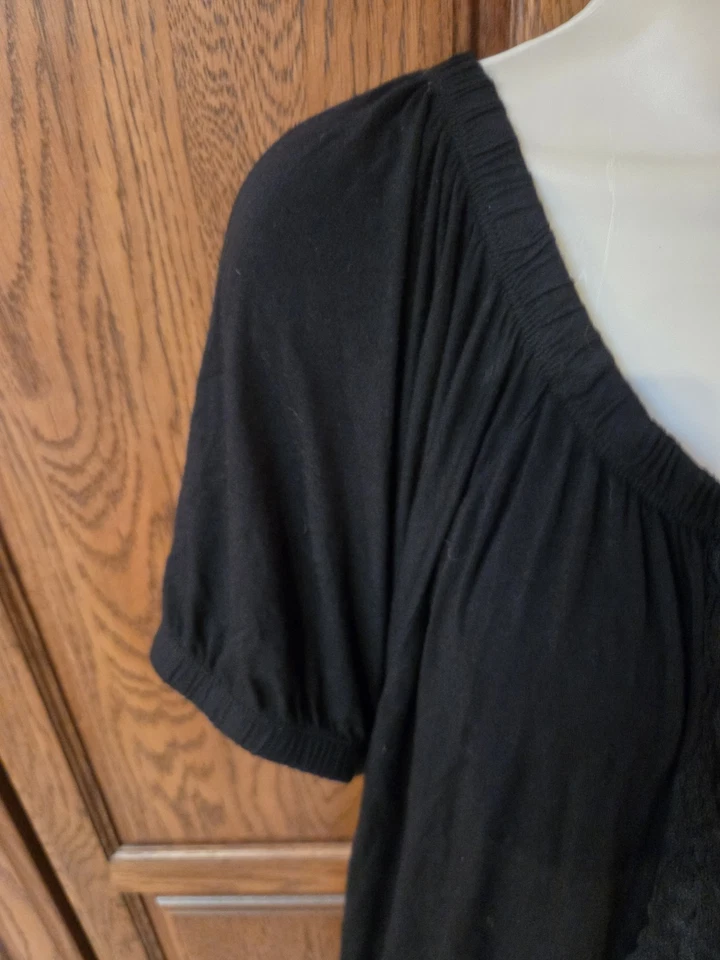 TOP LANE BRYANT TALLA 18/20 - NEGRO CON ACENTO DE ENCAJE Foto 2 de 4