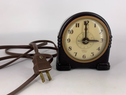 Telechron 1940s Art Deco Alarm Clock Model 7H125