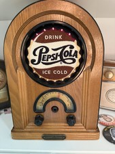 Vintage 1996 Limited Edition SOHO Pepsi Cola EmbroideredAM/FM Wood Radio Works