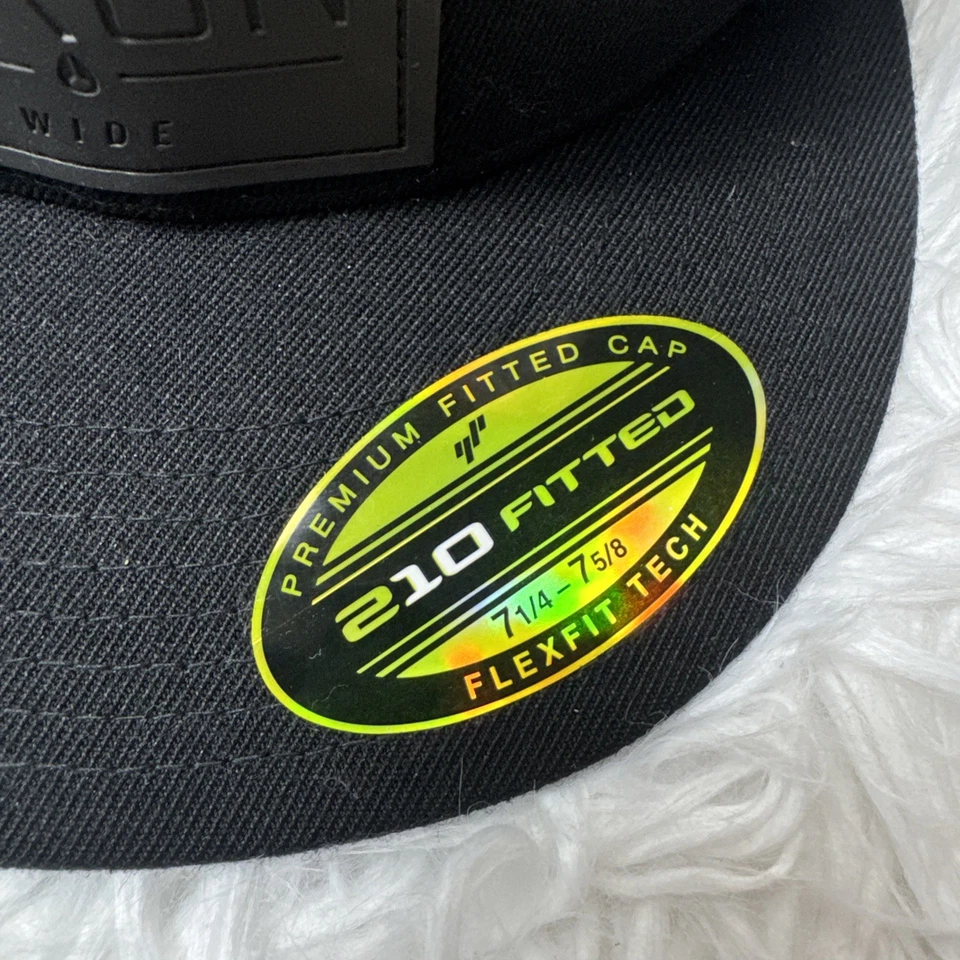 Sombrero de Skate de Surf NIXON para Hombre 7.25 - 7.5/8 Ajuste Flexible Ajustado Todo Negro Ala Plana ¡Nuevo! Foto 3 de 4