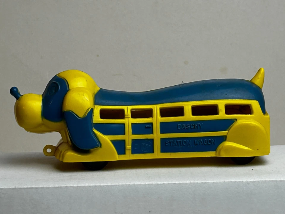 Pyro Bank "Daschy Dog Woodie Station Wagon, Nice Original, Read - Image 3 of 4