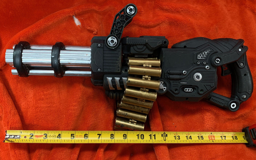 Cosplay Minigun Prop - Picture 3 of 4