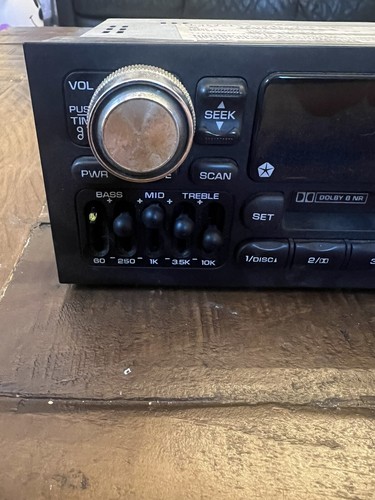 Chrysler Jeep Dodge 1997 2003 AM FM Cassette Tape Factory Radio P04858556AC - Foto 2 di 13