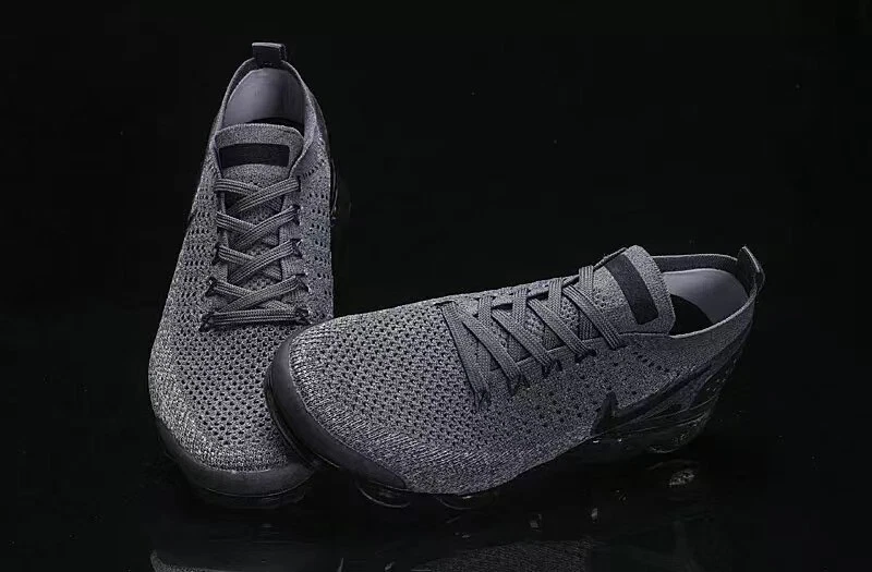 DS Nike Air VaporMax Flyknit 2 Air Cushion Shoes us8-11 Brand New - Image 3 of 4