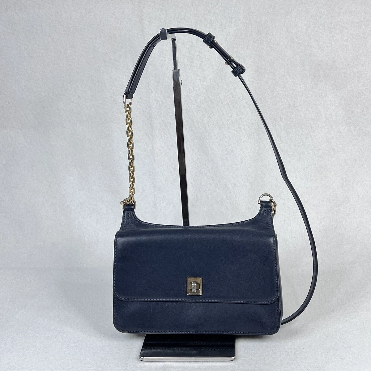 Michael kors 2024 navy bag sale