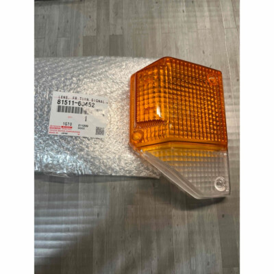 TOYOTA Genuine OEM LAND CRUISER BJ70 Front Turn Signal Lamp Lens