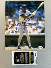 SEATTLE MARINERS- HAROLD REYNOLDS AUTOGRAPH 8x10 ACTION PHOTO JSA CK21621