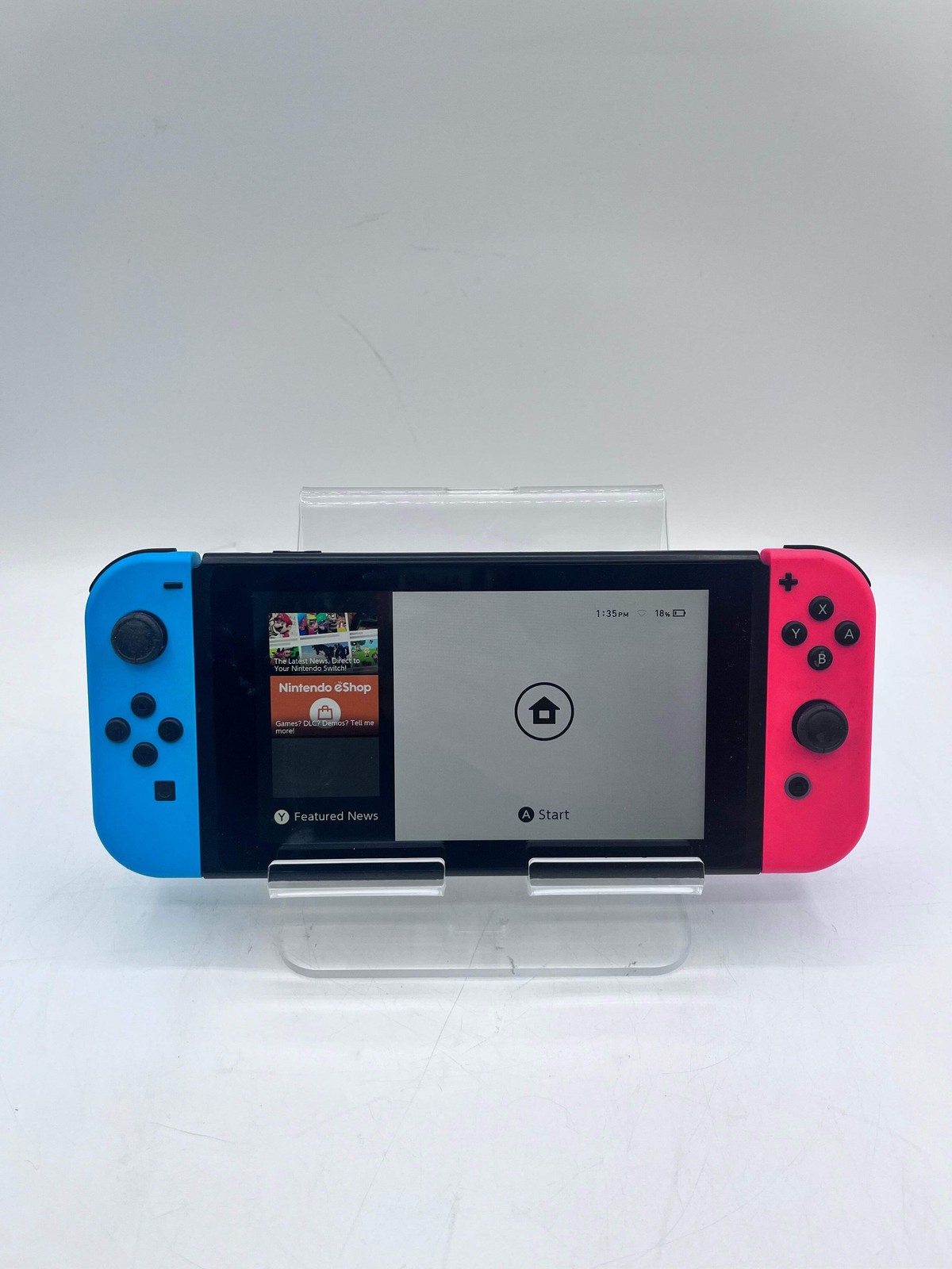 Nintendo Switch (HAC-001) 2017 32GB - Blue/Red Joycons
