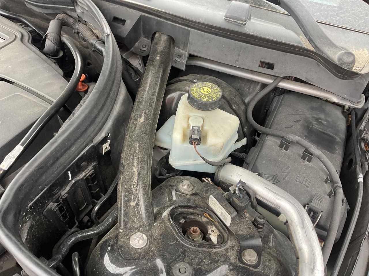 Brake Master Cylinder 207 Type E550 RWD Fits 10-14 17 MERCEDES E-CLASS 2159023