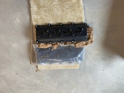 05-10 Mopar Dodge Chrysler Jeep 6.1L SRT8 Aluminum OEM Valve Covers New