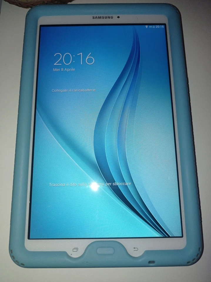 Samsung Galaxy Tab E · 8GB · Wi-Fi, foto 2 di 5
