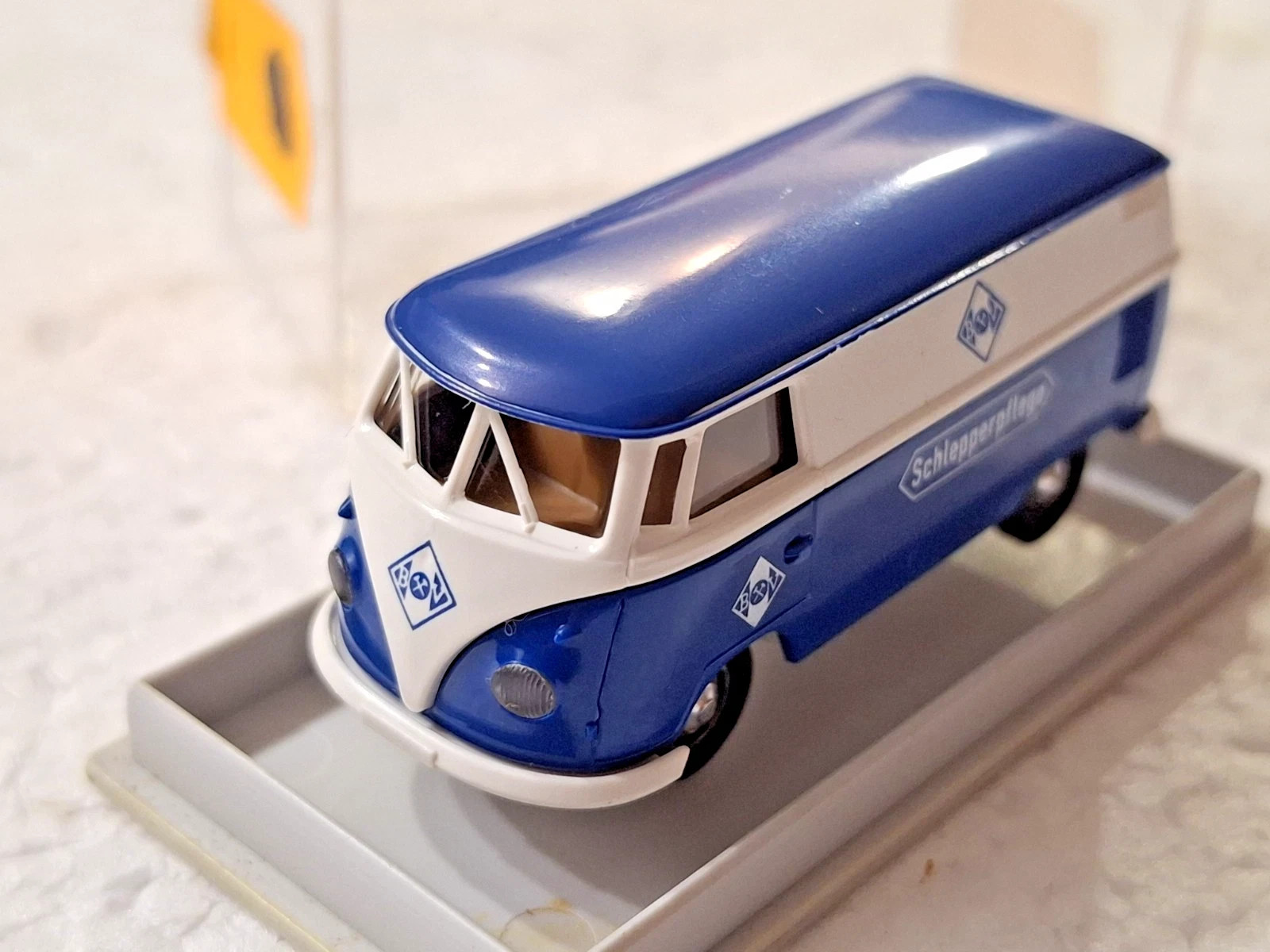 BREKINA VW TRANSPORTER T1 FURGONE SCHLEPPERFLEGE SCALA H0 1/87