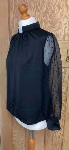 Clergy Blouse Lace Long Sleeves - Picture 7 of 7
