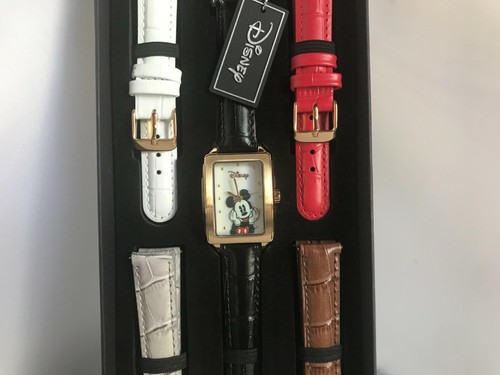 Disney Limited Edition Mickey Mouse Leather Watch Set 5 bands Box Set New M/3 - Picture 3 of 6