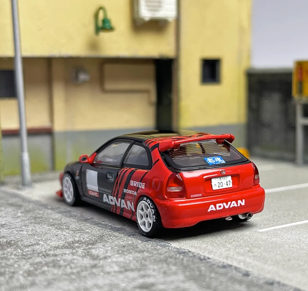 INNO 1:64 JDM Civic Type R EK9 Advan Racing Sports Model