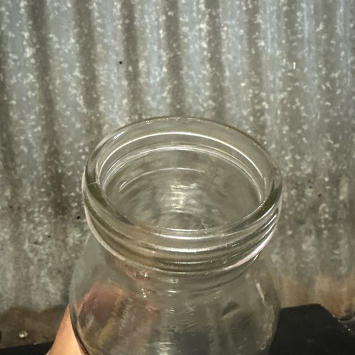 Shell Early Vintage Genuine 1 Quart Embossed Australian Motor Oil Bottle - Picture 11 of 13