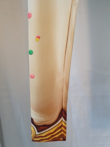 XS BNWOT Cupcake Hearthstone Leggings Blizzard Entertainment Extra Small 20" New - Picture 8 of 19