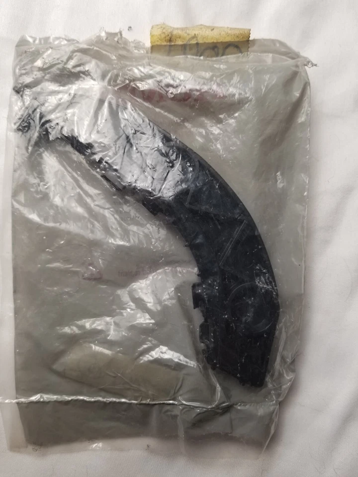 OEM Honda 71198-SNA-A02 Spacer, LF Bumper Side 2006-11 Civic - Image 2 of 4