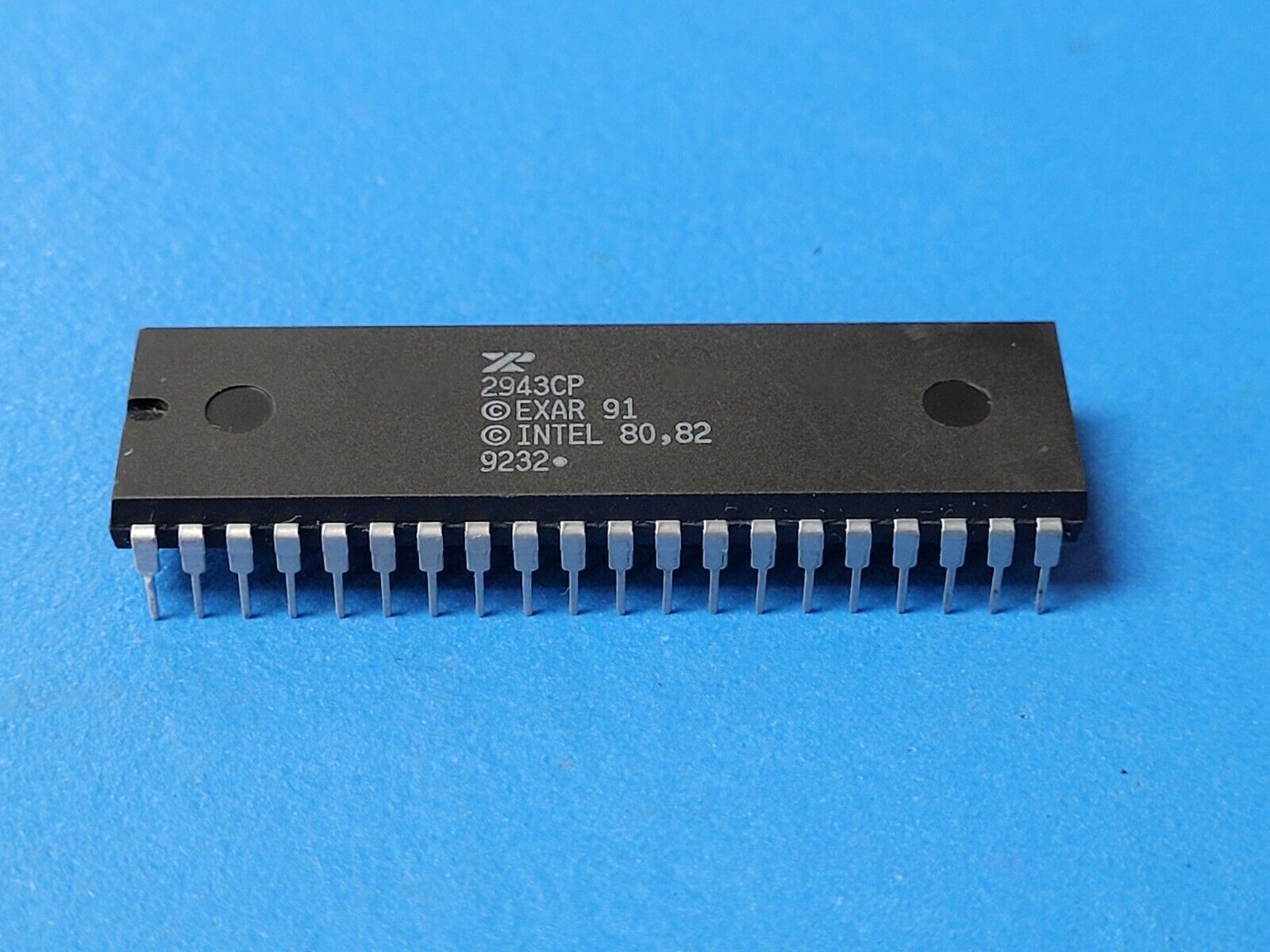 (1 PC) XR2943CP EXAR Microcontroller, 8-Bit, 11.0592MHz, CMOS, PDIP40