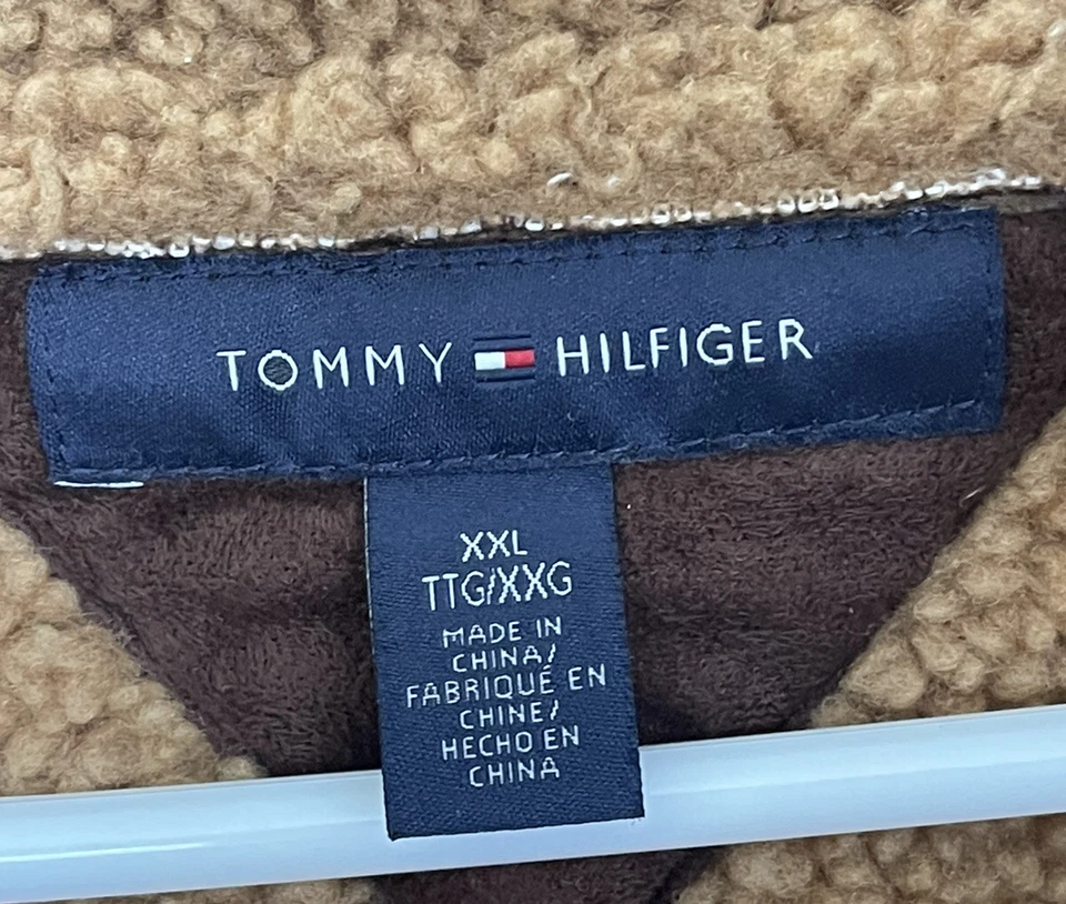 Tommy Hifiger Shearling Coat Faux Suede, 100% Polyester Size XXLG ￼ - Image 3 of 4