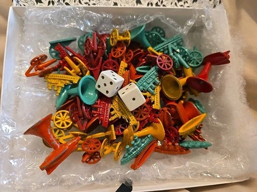 Vintage Parker Brothers War Game Conflict  abo80 pieces Metal Replacement Pieces