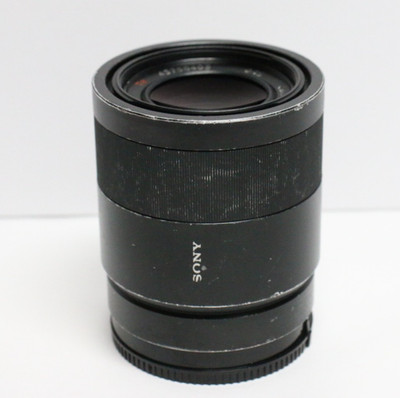 Sony Zeiss Sonnar T* FE 55mm F1.8 ZA Lens