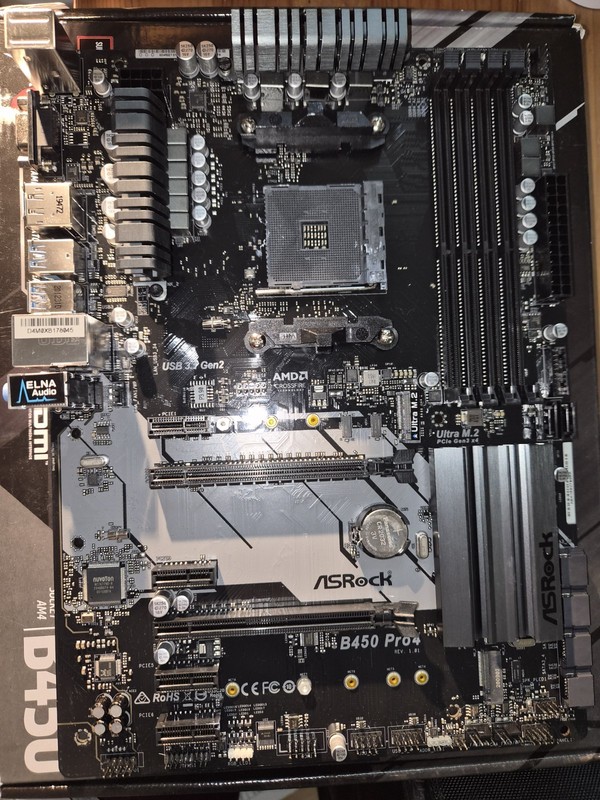 ASRock B450 Pro4 AM4 ATX Motherboard, DDR4, AMD USED NOT TESTED