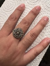 Vintage Sterling Filigree Style Size 7 Ring With Small Black Stones