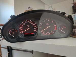 BMW E36 Tacho Kombiinstrument 260kmh 6 Zylinder M50 M52 192316km 100% Getestet