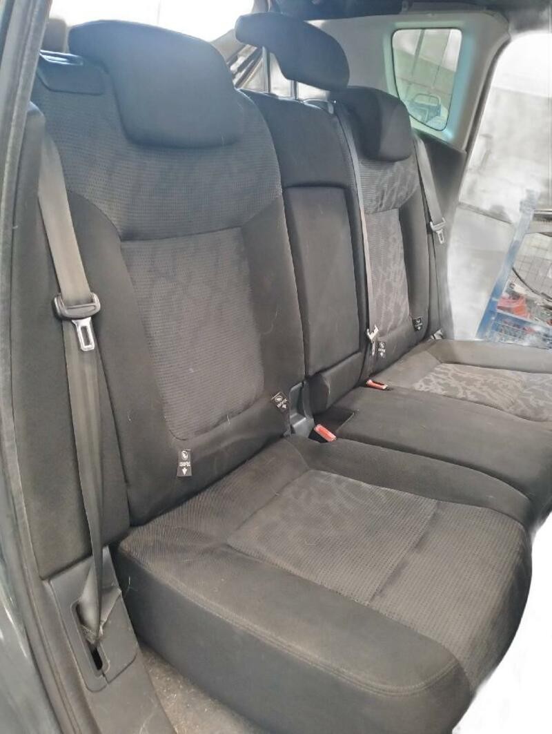 sedili PEUGEOT 3008 05.2009- 2.0 PREMIUM susop352307