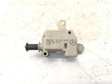 MERCEDES-BENZ CLK C209 Tankverschluss A2038201997 1.80 Petrol 2003 32287949 MERCEDES-BENZ CLK C209 Tankverschluss A2038201997 1.80 Petrol 2003 32287949