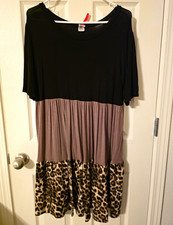 Women's L Regular Black/Gray Leopard Animal Print T-Shirt Dress Knee Length