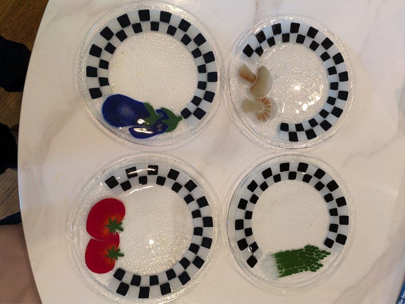 Peggy Karr Fused Glass veggie & fruit Set Of 4 Salad Plates 7.5”