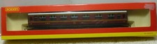 Hornby R4061A LMS Composite Coach No.4113 in Maroon livery - OO Gauge