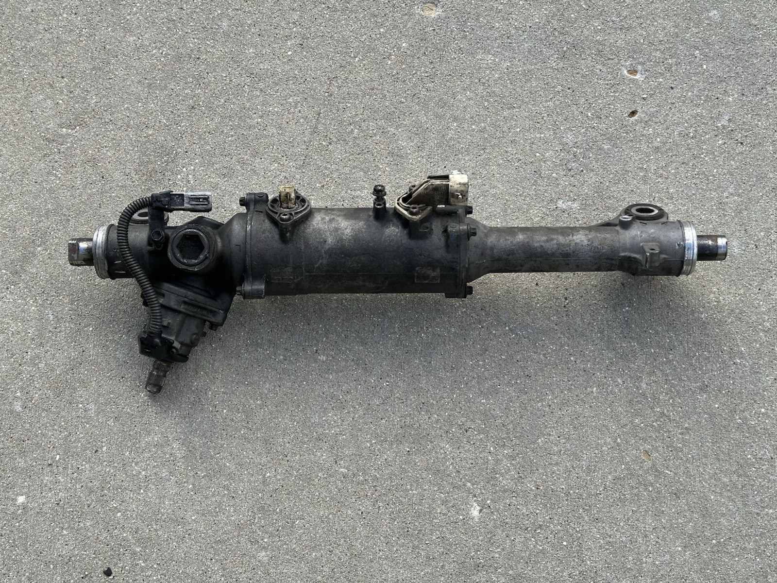 Picture 1 of 8