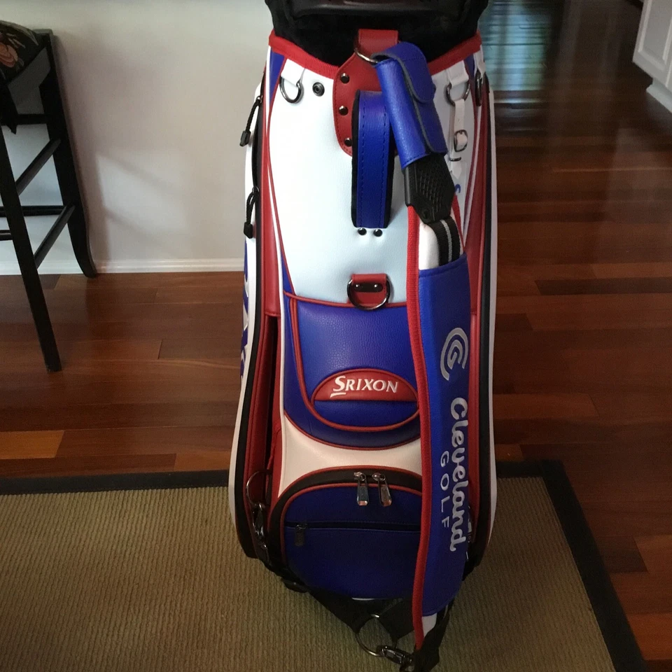 Impresionante bolsa de golf SRIXON CLEVELAND GOLF 2023 edición limitada US Open Tour Staff Foto 2 de 4
